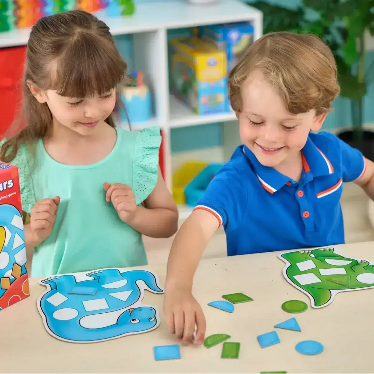 Orchard Toys | Dotty Dinosaurs Game