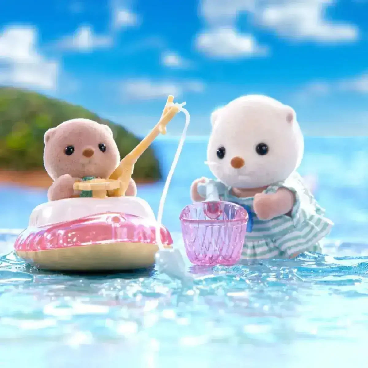 Sylvanian Families | Sea Otter Sisters | Splashy Snorkel Set