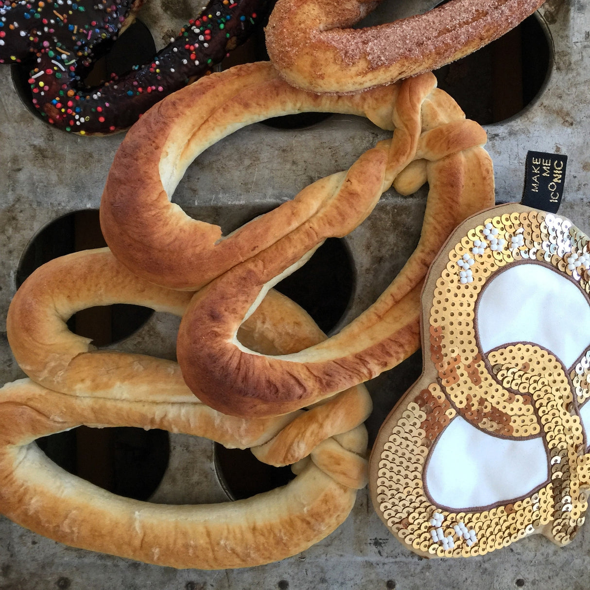 Sequin Pocket Purse - Pretzel