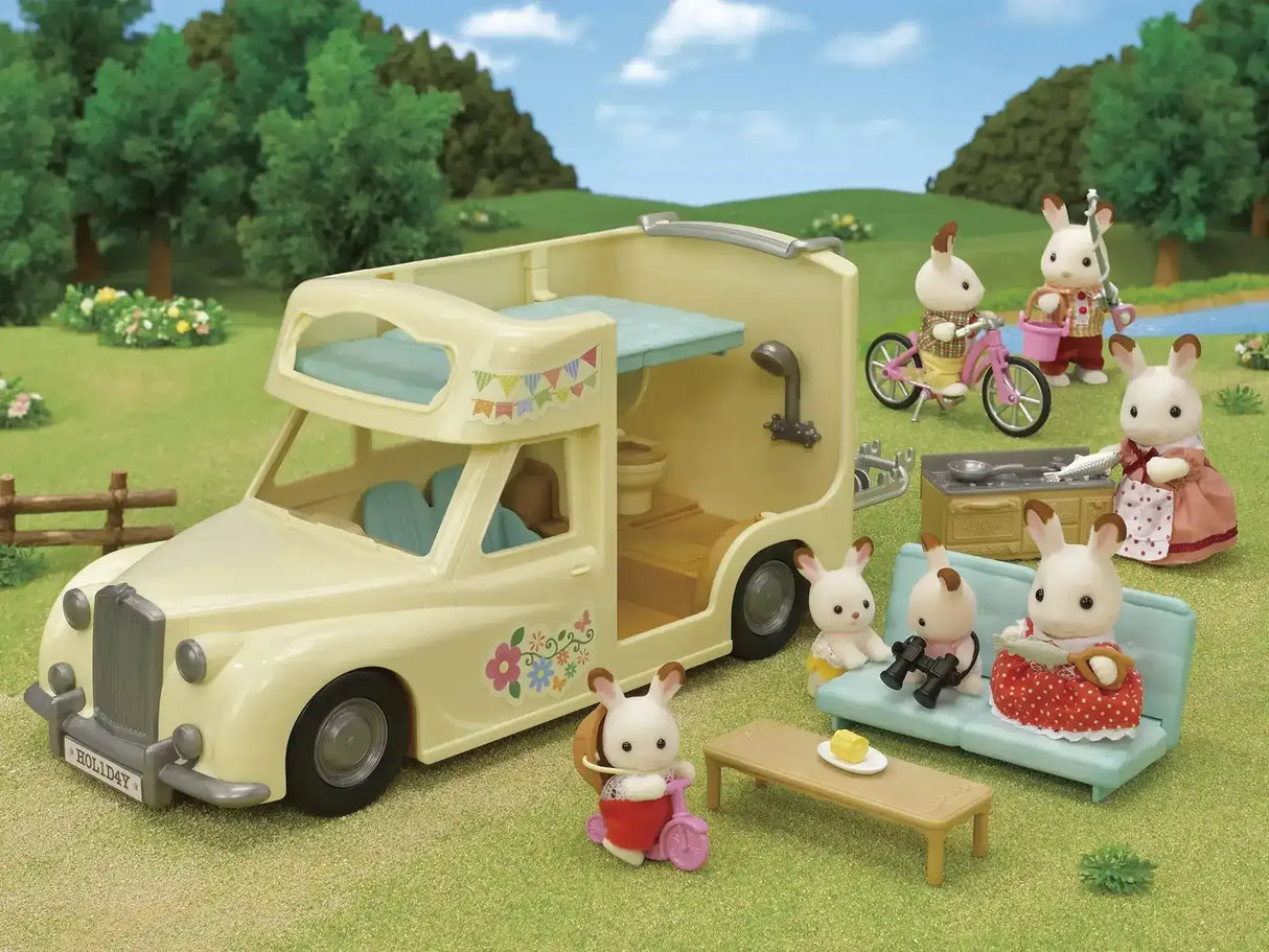 Sylvanian Families | Family Campervan