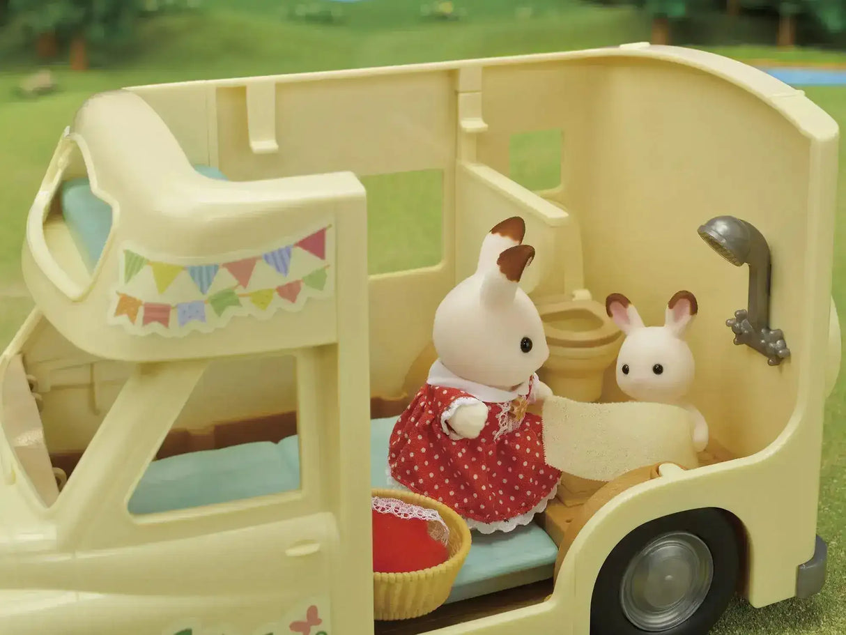 Sylvanian Families | Family Campervan