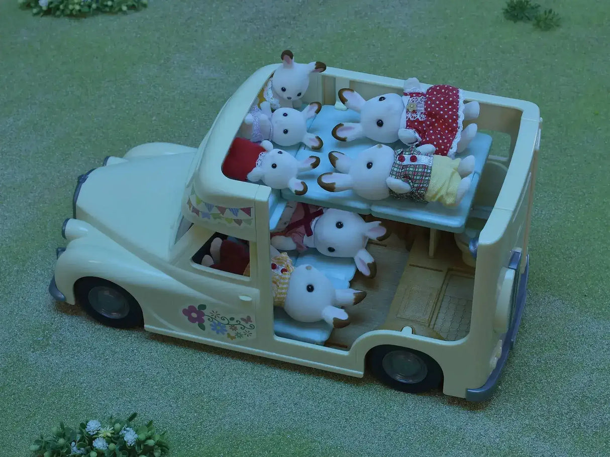 Sylvanian Families | Family Campervan