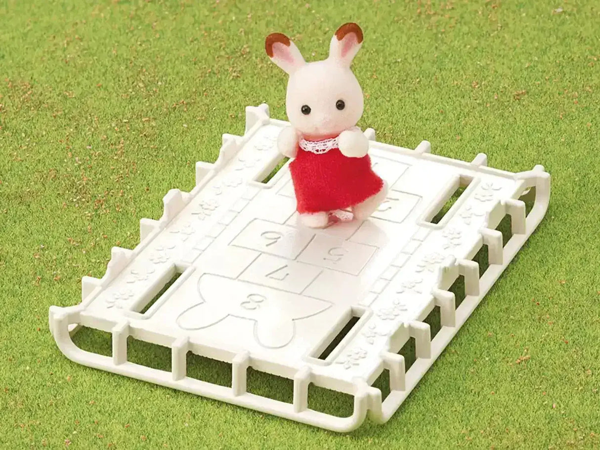 Sylvanian Families - Family Picnic Van - Toybox Tales