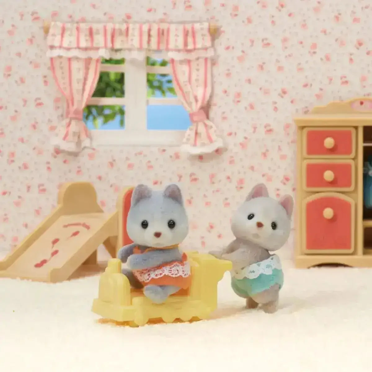 Sylvanian Families | Husky Twins
