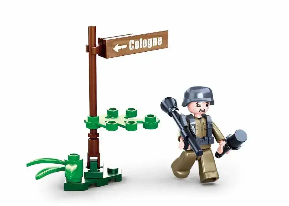 Sluban | WW2 M5 Light Tank 344 Pcs - Toybox Tales