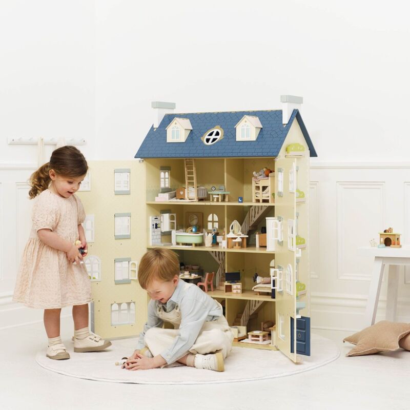 Le Toy Van | Daisylane Palace Doll House