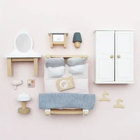 Daisylane Master Bedroom - Toybox Tales
