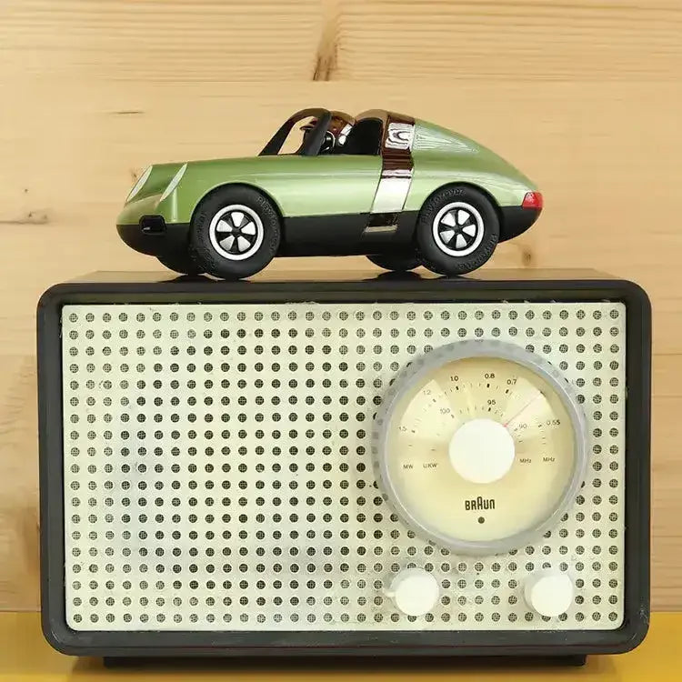 Playforever | Luft Hopper - Toybox Tales