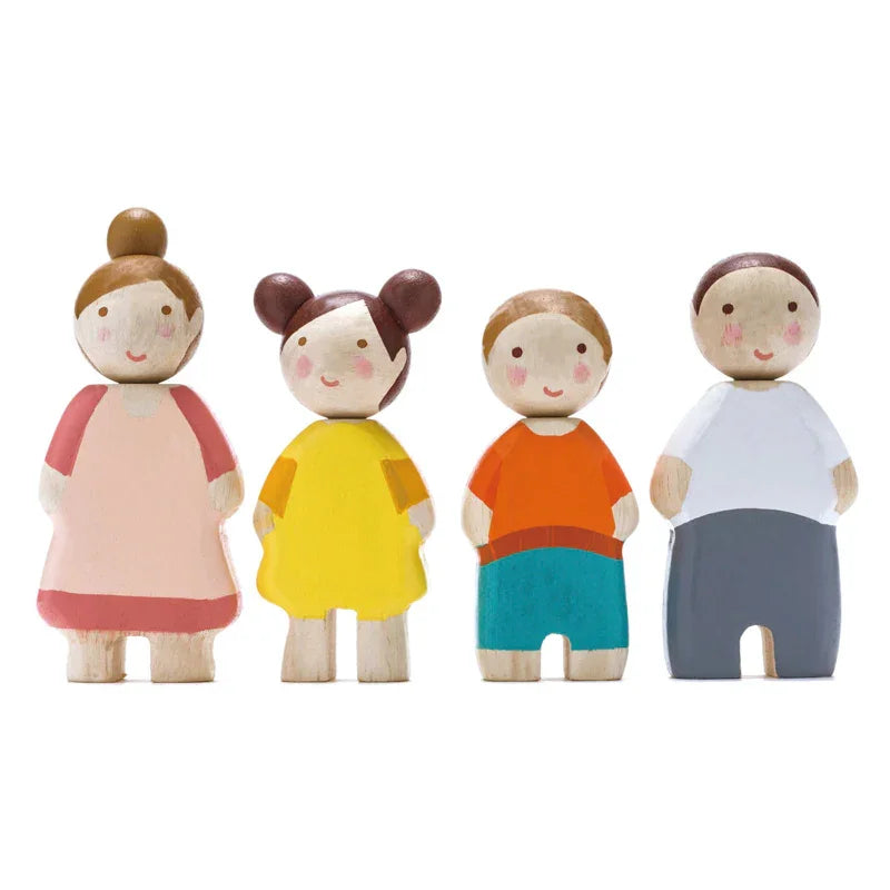Wooden Family of Four