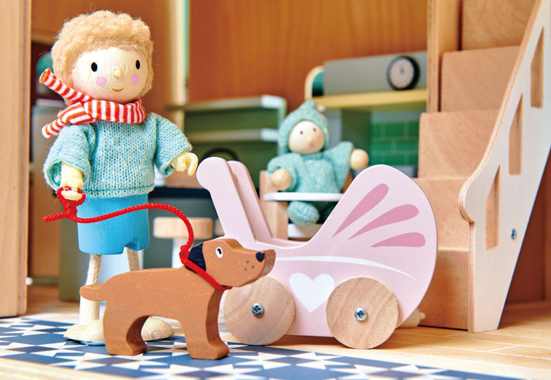Tender Leaf Toys | Dovetail Nursery Set - Toybox Tales
