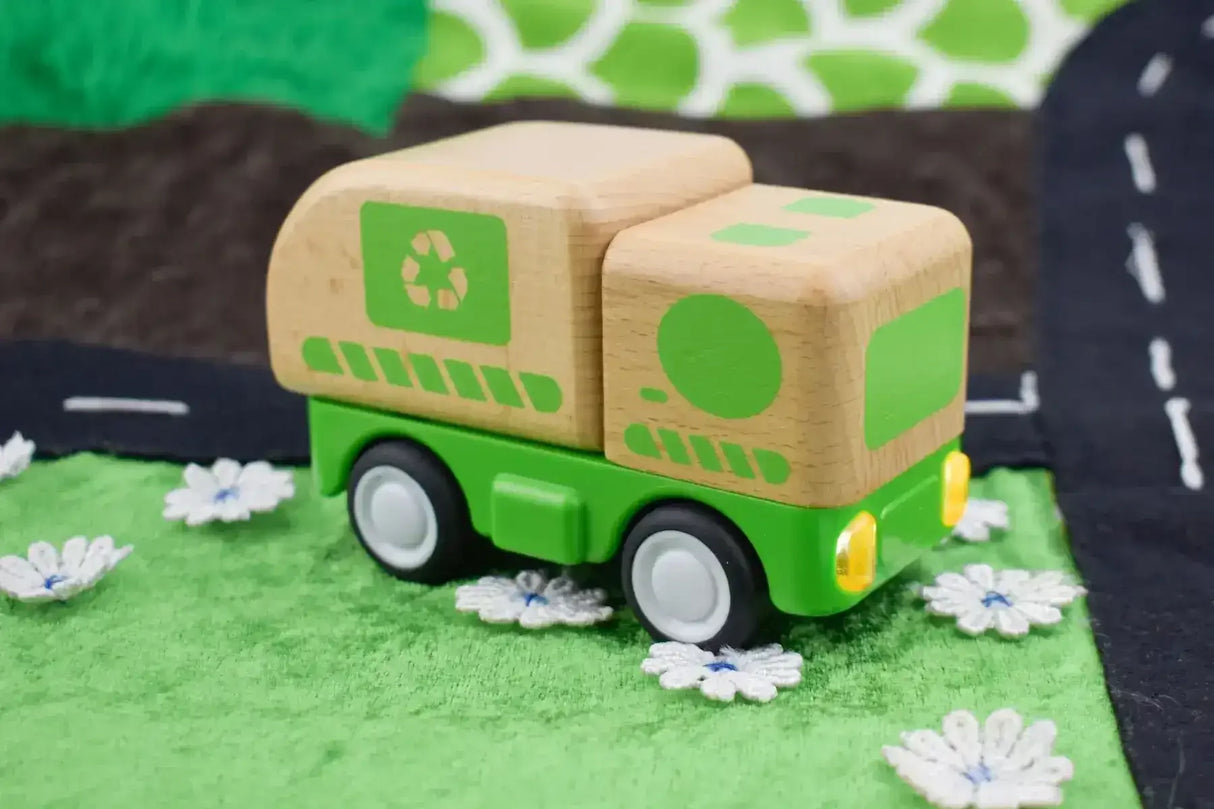 Wooden Friction Recycling Truck with Sound and Light