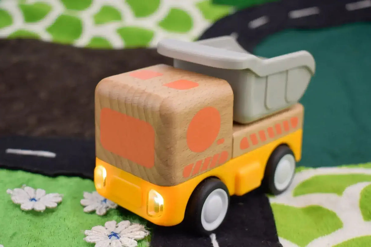 Wooden Friction Dump Truck with Sound and Light