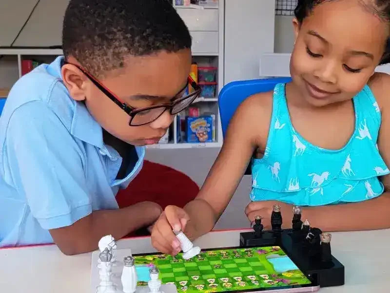 PlayShifu | Tacto Chess - Toybox Tales