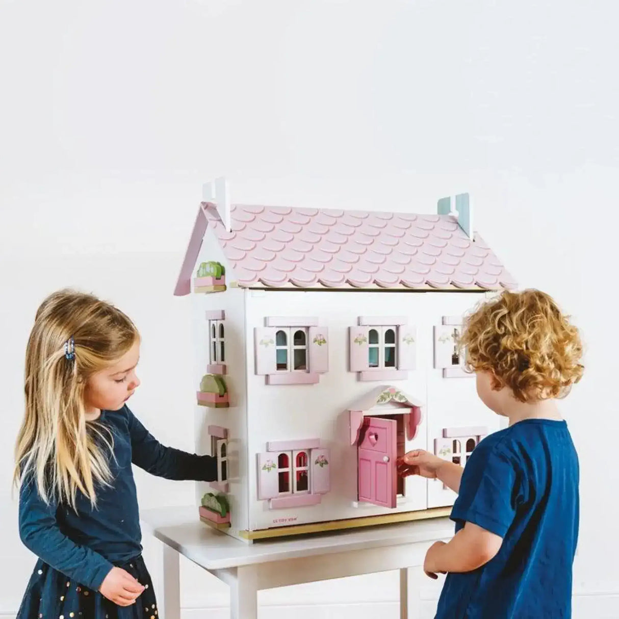 Le Toy Van | Daisylane Sophie's House Doll House - Toybox Tales