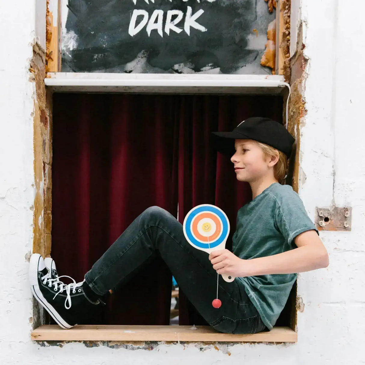 Iconic Toy - Loose Change Paddle Ball - Toybox Tales