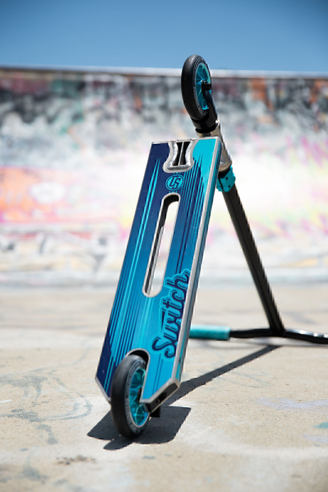 2025 Crisp Switch Stunt Scooter