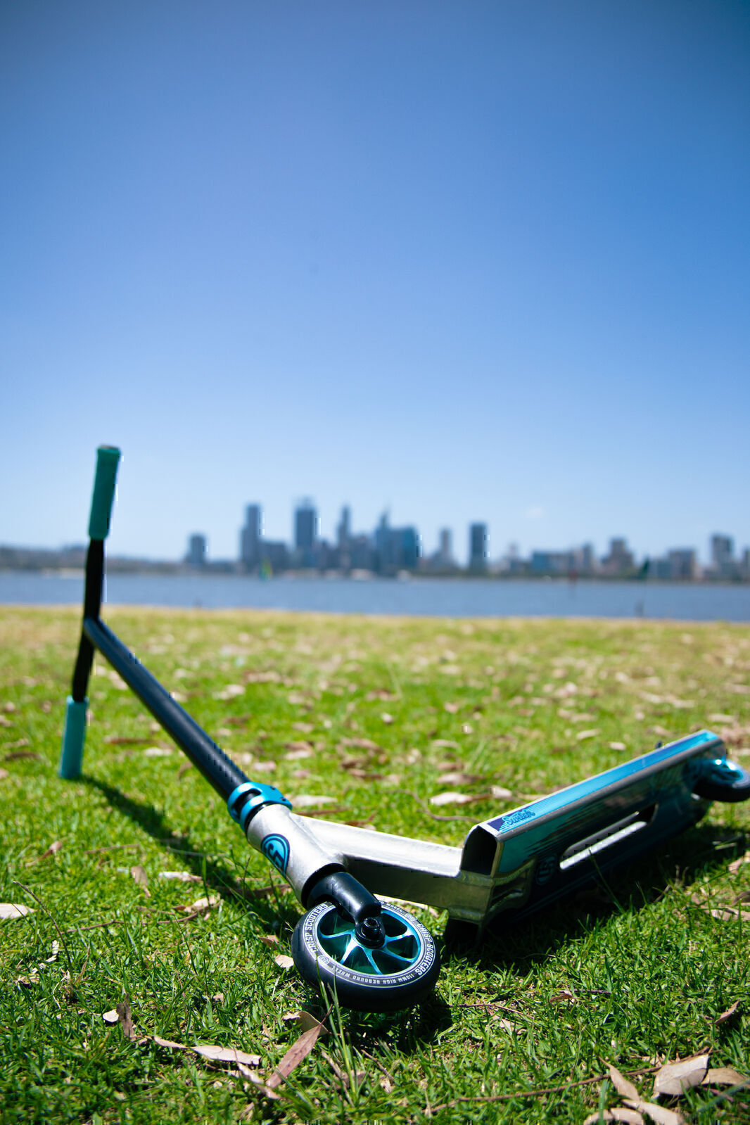 2025 Crisp Switch Stunt Scooter