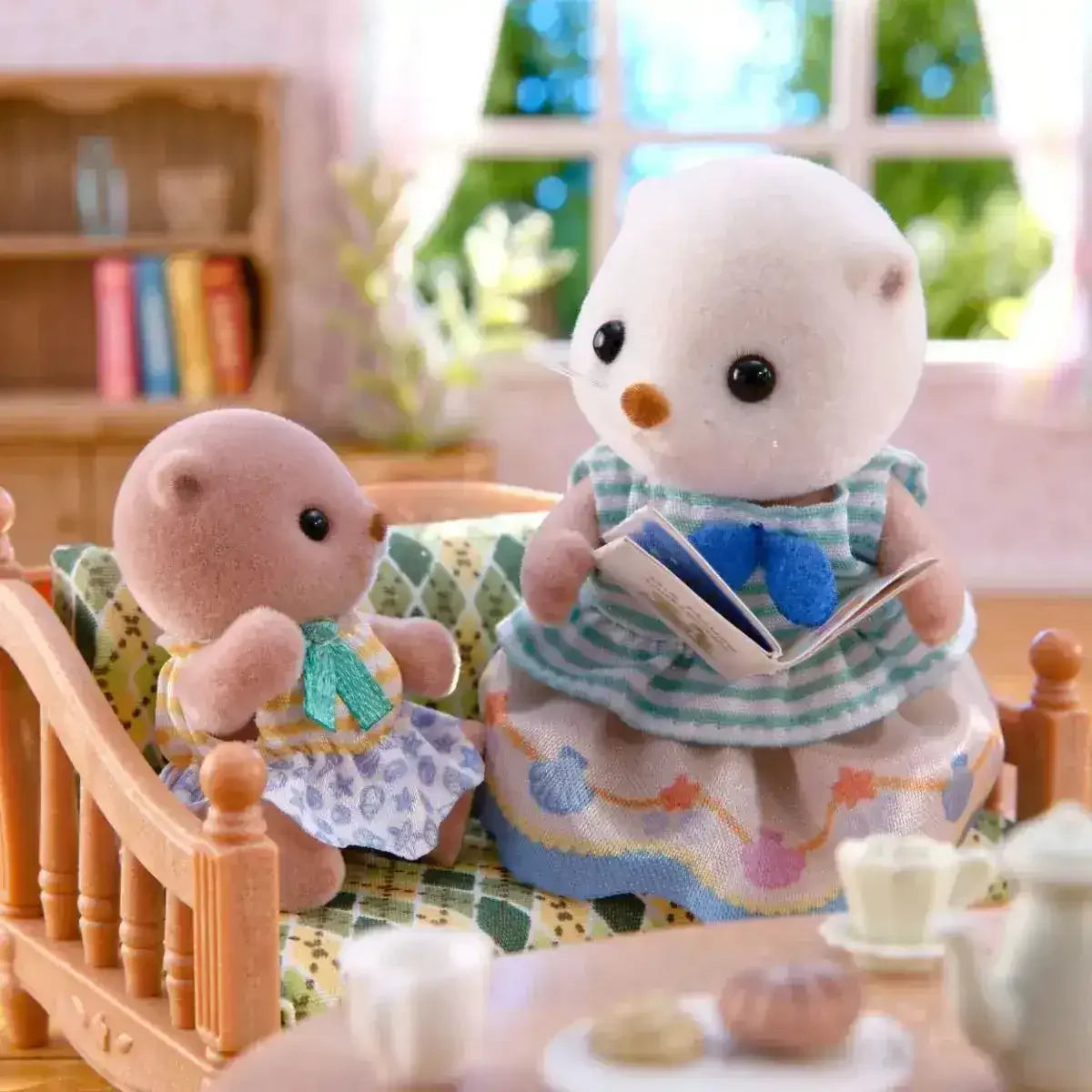 Sylvanian Families | Sea Otter Sisters | Splashy Snorkel Set
