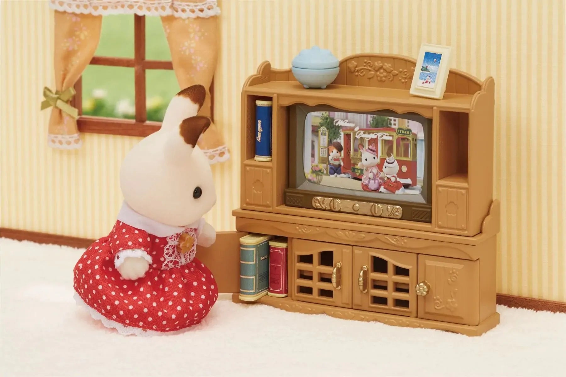 Sylvanian Families - Comfy Living Room Set - Toybox Tales