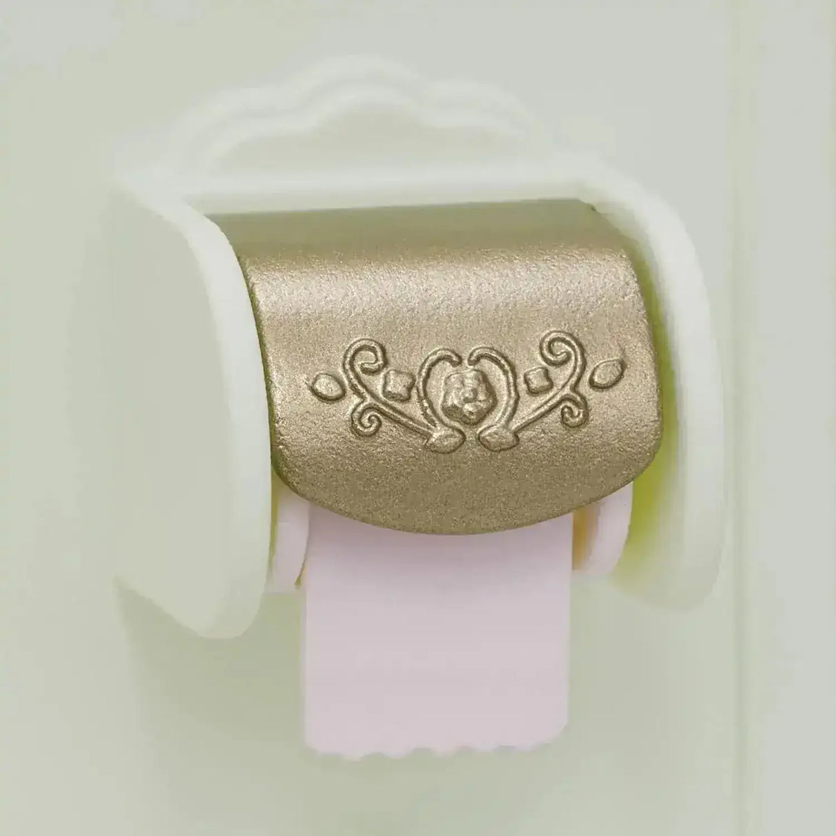Sylvanian Families - Toilet Set - Toybox Tales