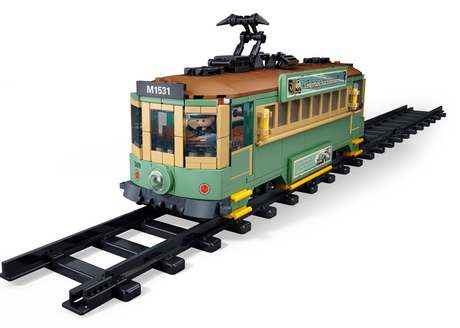 Sluban Melbourne tram brick model side view
