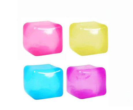 Epic Squish Giant Cubie display packaging