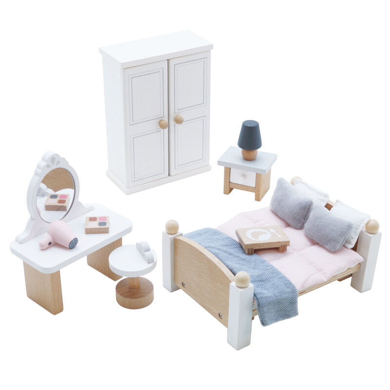Daisylane Master Bedroom - Toybox Tales