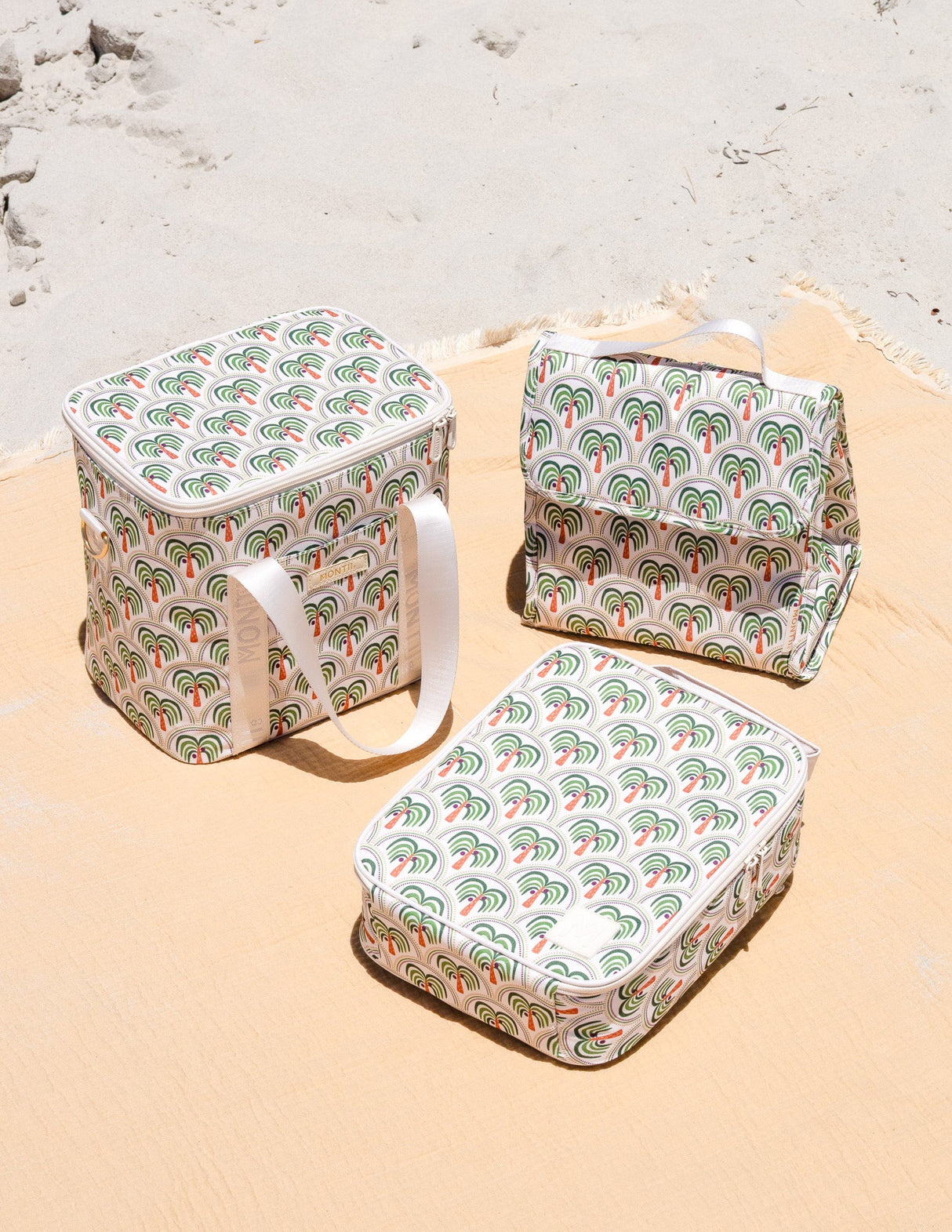 MontiiCo Large Insulated Lunch Bag - Coconut Palms (Ice Pack Included)