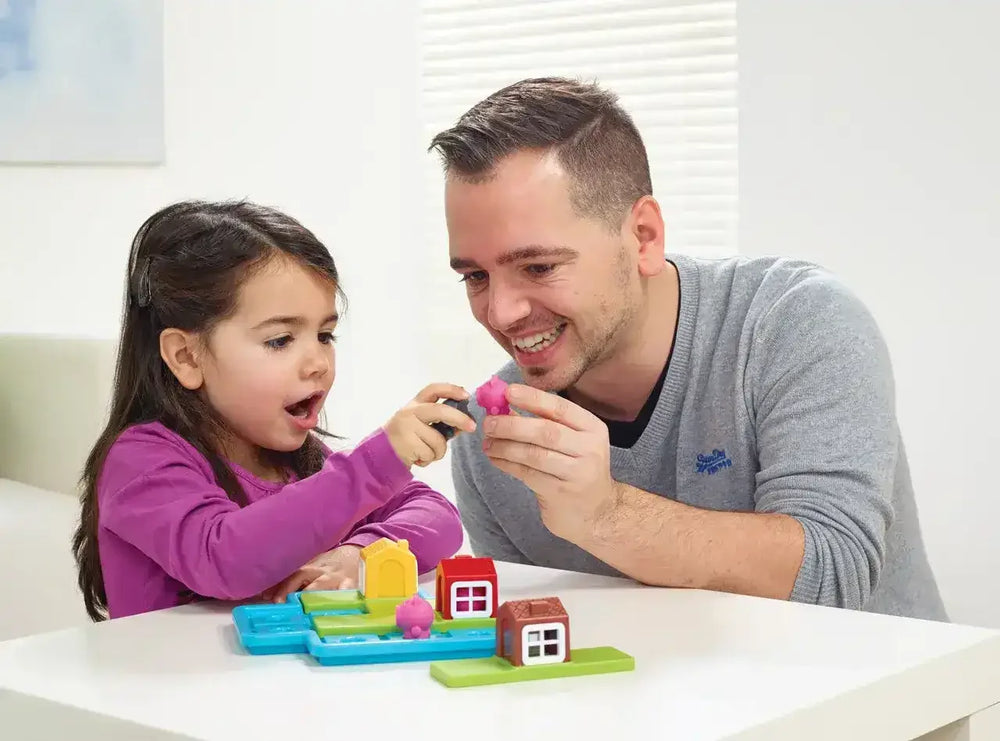 Smart Games | Three Little Piggies Deluxe - Toybox Tales