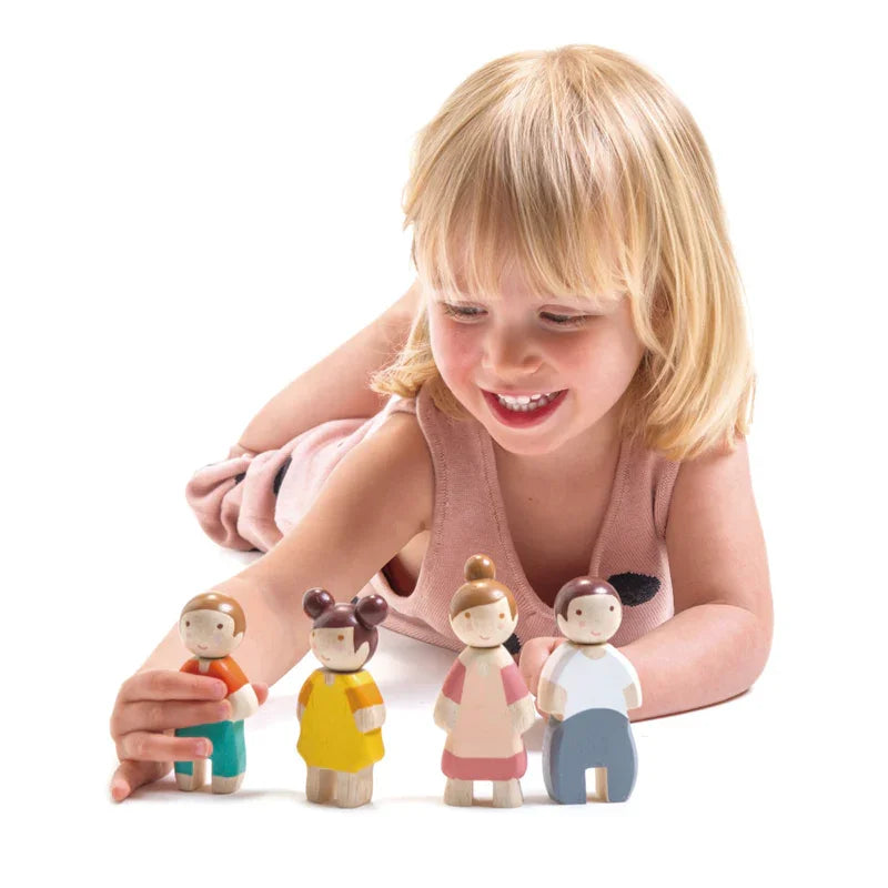 Wooden Family of Four