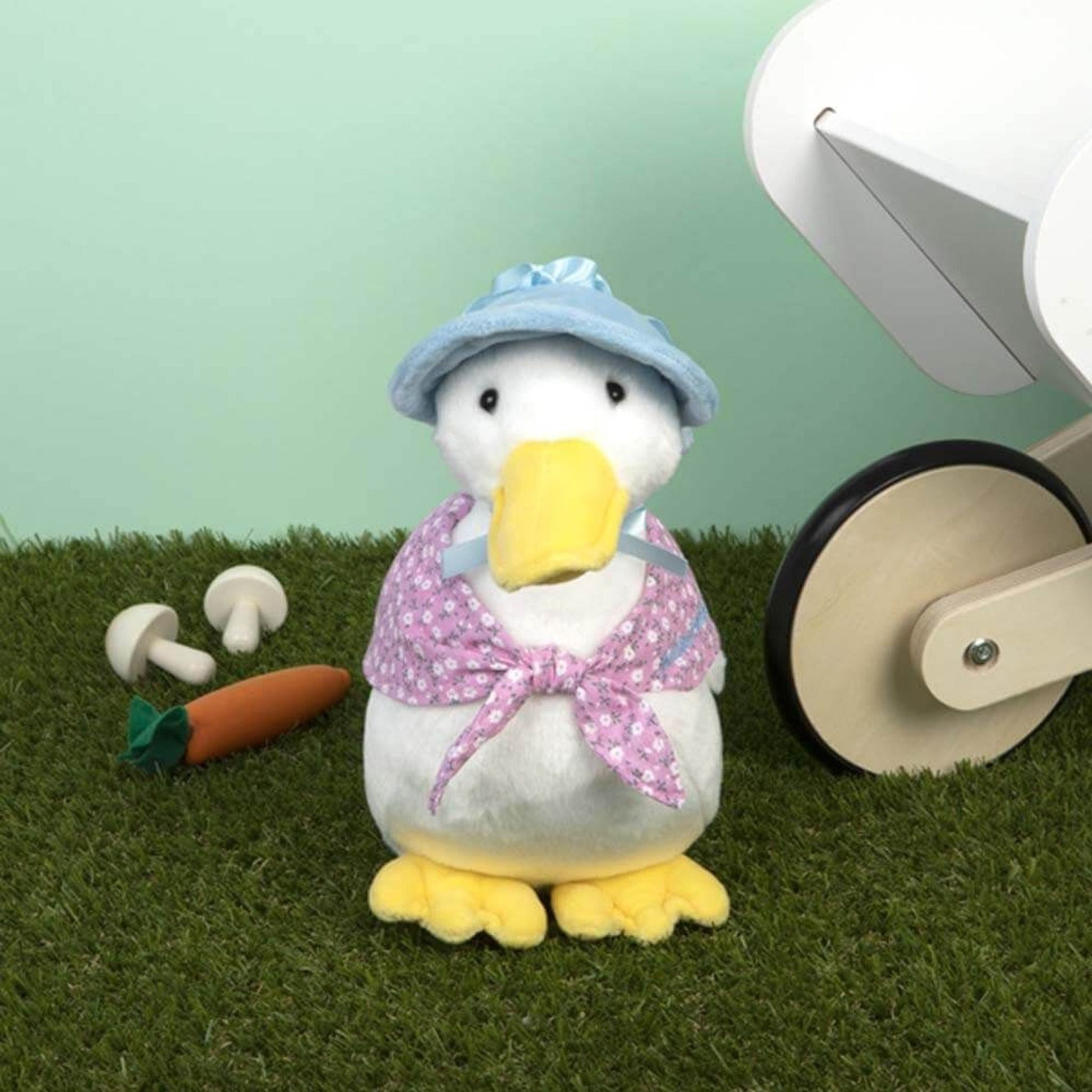 Classic Plush: Jemima Puddle-Duck (25cm) - Toybox Tales