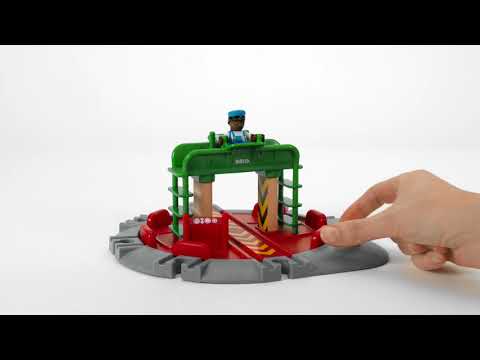 Brio | Turntable and Figure 2 Pieces