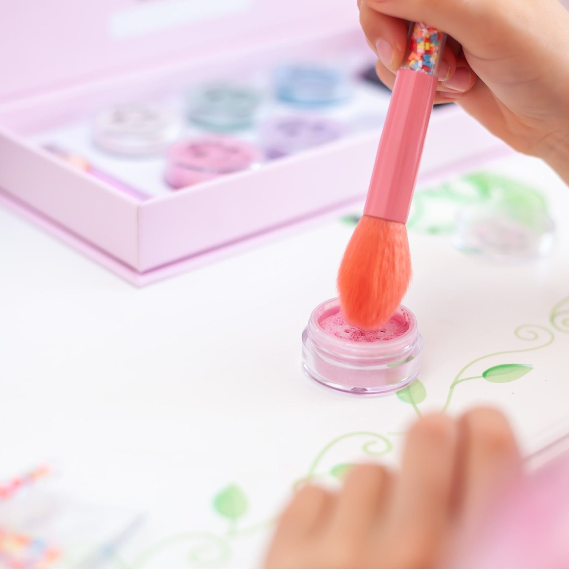 Oh Flossy Sprinkle Makeup Brush Set - Toybox Tales